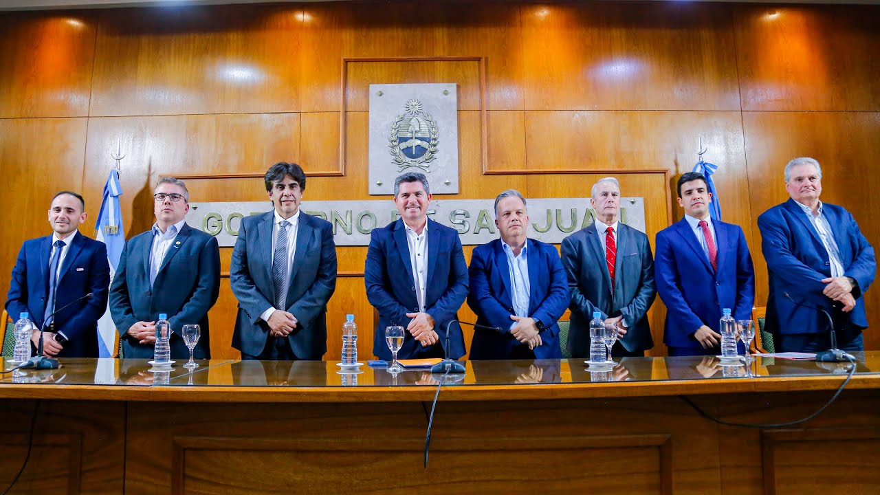 Orrego presentó el Fórum Innovación y Energía para Crecer con la presencia de embajadores