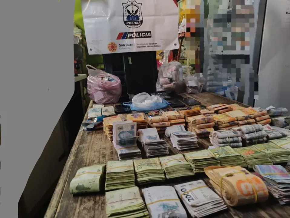 San Juan: la policía secuestró más de 7 millones de pesos en un&nbsp;allanamiento
