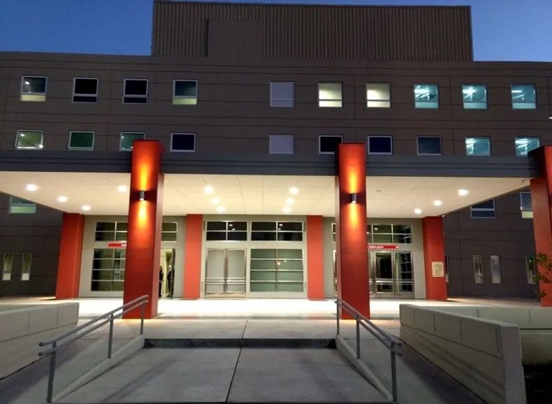 Urgente: tratan de encontrar a los familiares de un paciente internado en San&nbsp;Juan