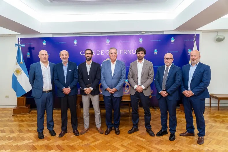 Mendoza inaugura el pago con tarjetas en el transporte público&nbsp;interurbano