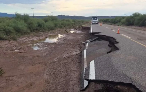 Temporal en San Juan: cortaron la Ruta 141 por graves daños en la calzada