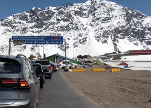 Mendoza invertirá más de $834 millones para servicios destinados a funcionarios chilenos