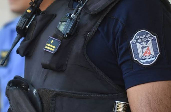 Pelea a los tiros en Las Heras: un policía golpeado y un detenido tras un escopetazo