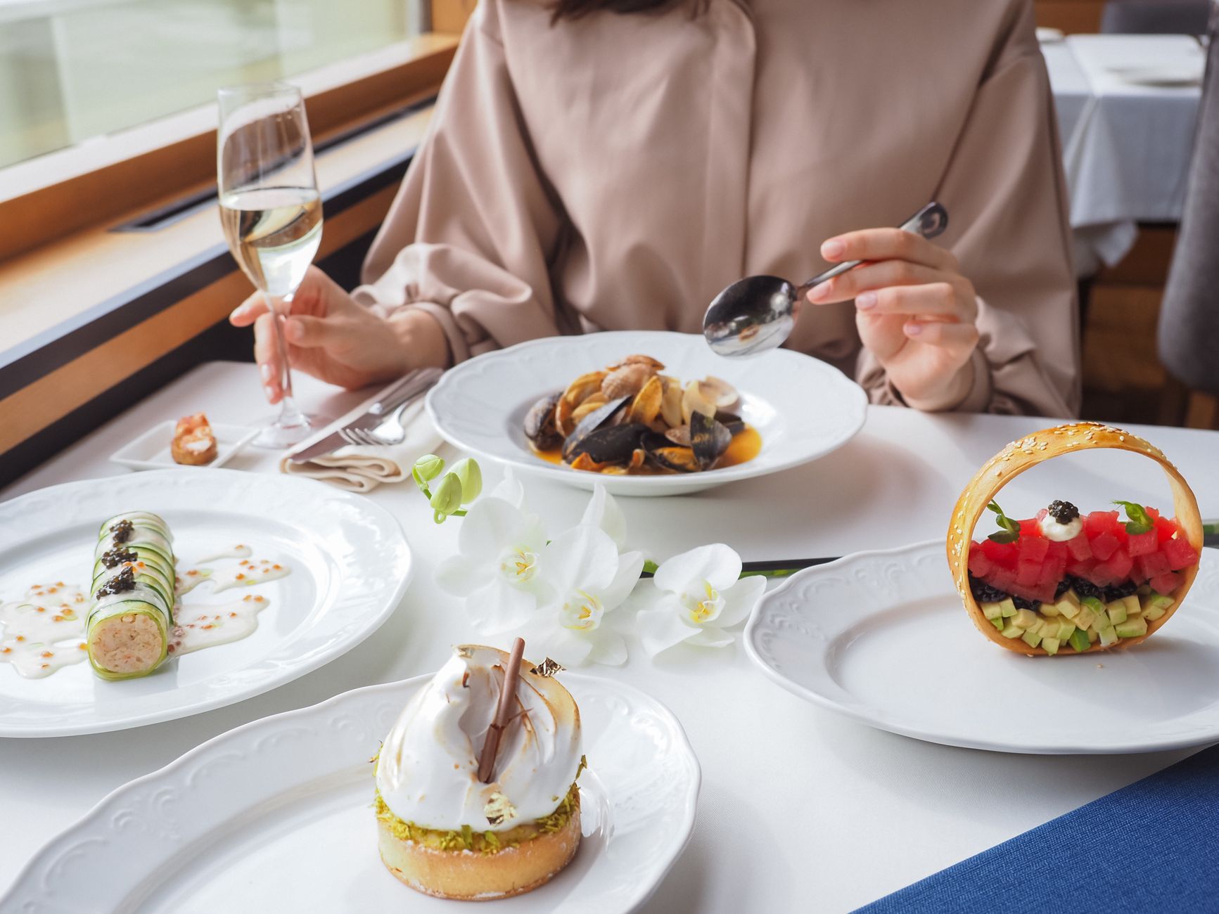 Argentina lidera el ranking regional con la ropa y los restaurantes más caros en dólares